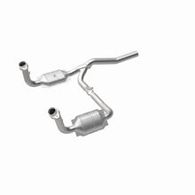 Load image into Gallery viewer, MagnaFlow Direct Fit Catalytic Converter 07-11 Dodge Nitro 4.0L - 51829