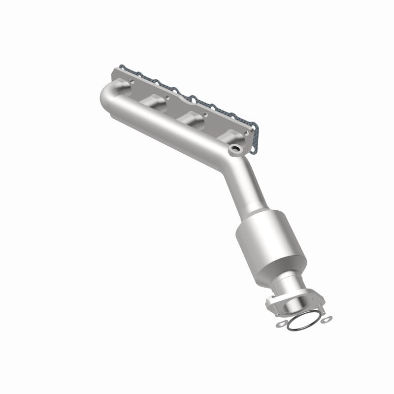 MagnaFlow 2004 Nissan Titan 5.6L Direct Fit Converter - 4583380