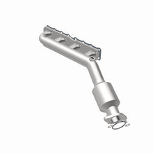 Load image into Gallery viewer, MagnaFlow 2004 Nissan Titan 5.6L Direct Fit Converter - 4583380