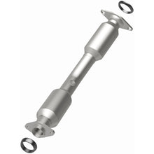Load image into Gallery viewer, MagnaFlow Direct Fit Catalytic Converter California Grade CARB Compliant 09-12 Nissan Sentra L4 2.0L - 5411166