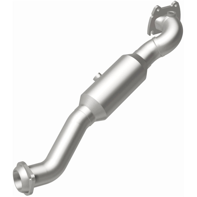MagnaFlow Direct Fit Catalytic Converter 15-19 Ram 1500 3.6L OEM Grade Fed/EPA Compliant Manifold - 22-177