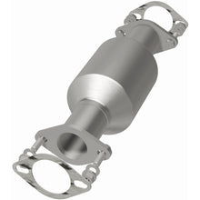 Load image into Gallery viewer, MagnaFlow Direct Fit Catalytic Converter 03-06 Kia Sorento 3.5L rear - 49924