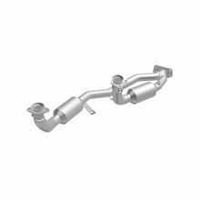 Load image into Gallery viewer, MagnaFlow Direct Fit Catalytic Converter 99-00 Windstar 3.0L V6 - 23542