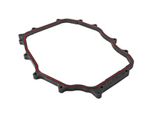 Load image into Gallery viewer, Skunk2 Pro Series 03-05 Nissan 350Z/Infiniti G35 5/8 in. Intake Plenum Spacer - 307-07-0400