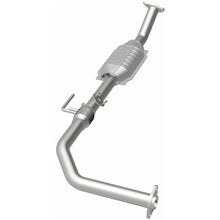 Load image into Gallery viewer, MagnaFlow Direct Fit Catalytic Converter 00-04 Toyota Tundra V8 4.7L Gas - 24404