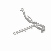 Load image into Gallery viewer, MagnaFlow Direct Fit Catalytic Converter 2017 F-150 3.5 OEM Underbody - 52592