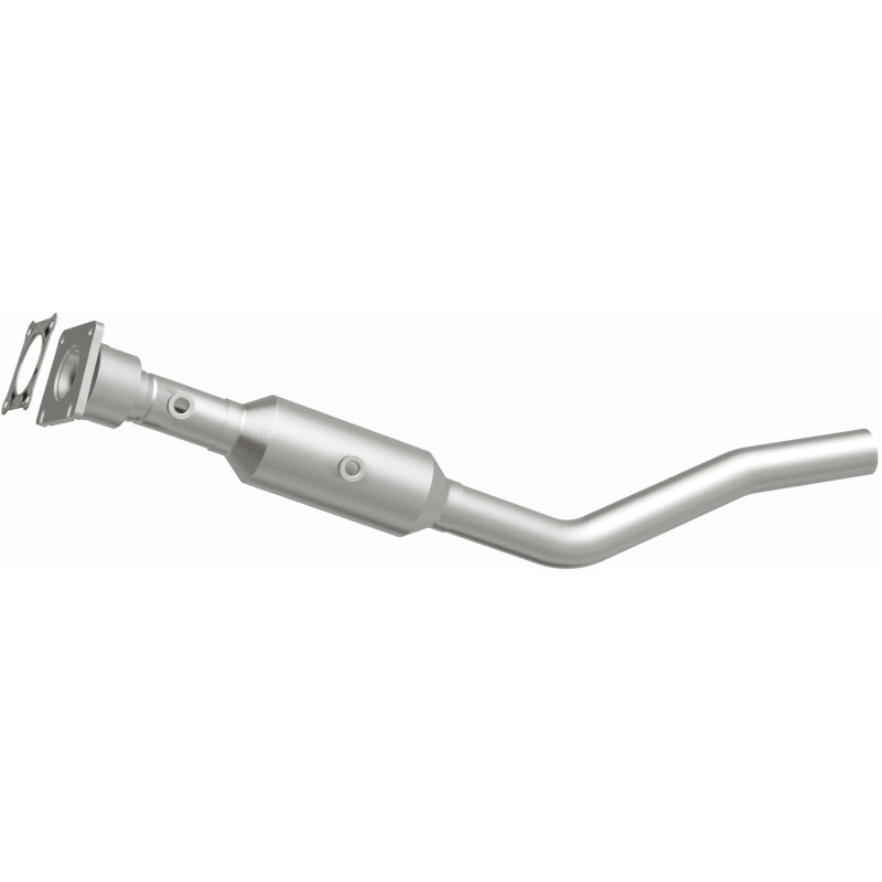 MagnaFlow 11-14 Jeep Patriot 2.4L Direct Fit Converter - 5561509