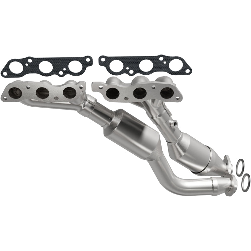 MagnaFlow Direct Fit Catalytic Converter 97-00 Lexus GS300 3.0L - 452843