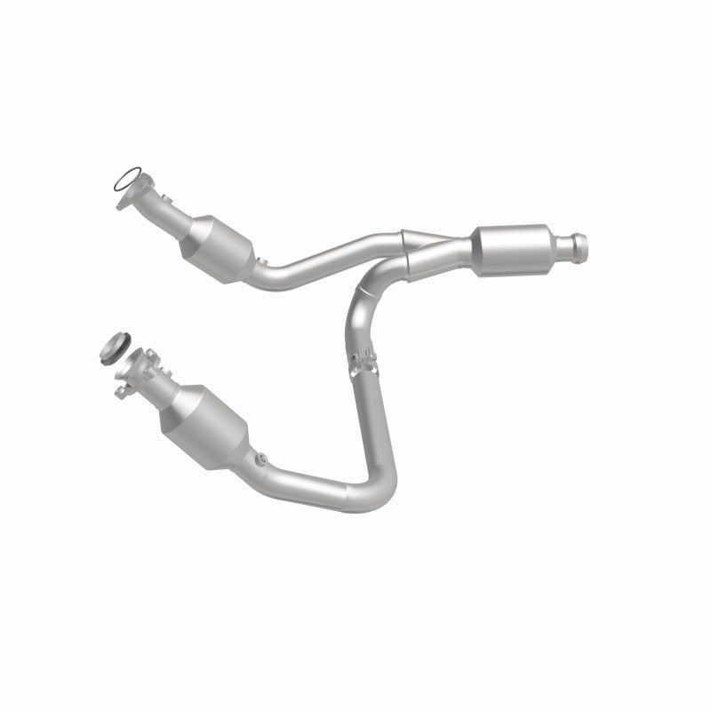 MagnaFlow 14-15 Chevrolet Silverado 1500 Underbody 4.3L / 5.3L Direct-Fit Catalytic Converter - 280424