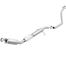 Load image into Gallery viewer, MagnaFlow Direct Fit Catalytic Converter California 09-11 Toyota Corolla / Matrix L4-1.8LGAS - 551496