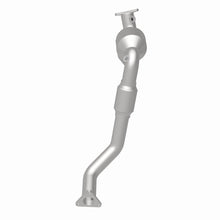 Load image into Gallery viewer, MagnaFlow Direct Fit Catalytic Converter 07 VW Touareg 3.6L Rear close - 51947