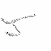 Load image into Gallery viewer, MagnaFlow 09-14 Chevrolet Express 1500 4.3L Direct Fit Converter - 5481134