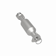 Load image into Gallery viewer, MagnaFlow Direct Fit Catalytic Converter 97-01 Honda CR-V 2.0L - 51329
