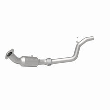 Load image into Gallery viewer, MagnaFlow 06-07 Chrysler 300 2.7L Direct Fit Converter - 5461140