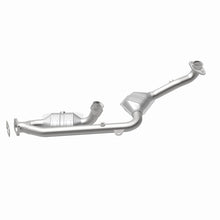 Load image into Gallery viewer, MagnaFlow Direct Fit Catalytic Converter 99-01 Continental 4.6L 50S - 441113
