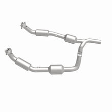 Load image into Gallery viewer, MagnaFlow Direct Fit Catalytic Converter 2008+ Ford E-150 4.6L - 5481640