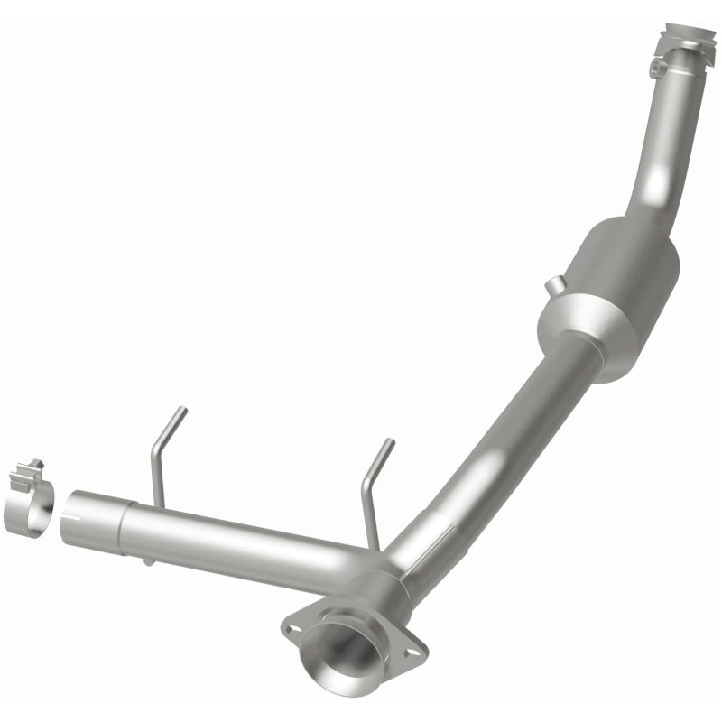 MagnaFlow Direct Fit Catalytic Converter 05-06 Lincoln Navigator 5.4L w/ 3in Main Piping - 52508