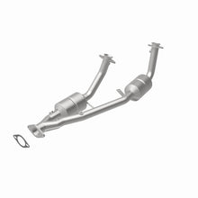 Load image into Gallery viewer, MagnaFlow Direct Fit Catalytic Converter 98 Ford Windstar 3.8L Assm - 23382
