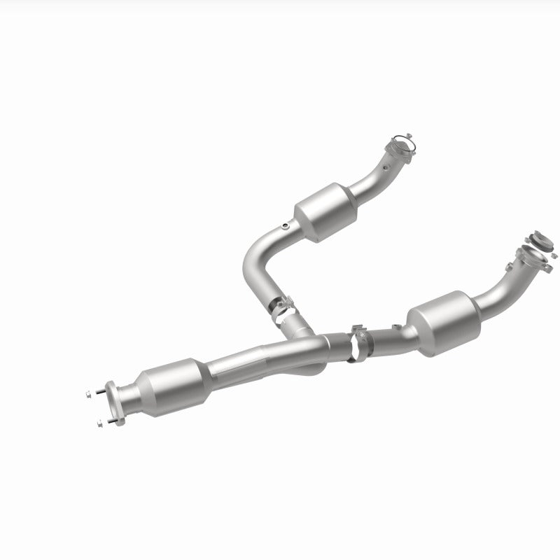 MagnaFlow 12-20 Chevrolet Express 4500 Underbody 6.0L Direct Fit Catalytic Converter - 280505