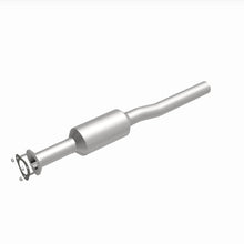 Load image into Gallery viewer, MagnaFlow 2009 Ford E-450 Super Duty V8 5.4L Underbody Direct-Fit Catalytic Converter - 280448