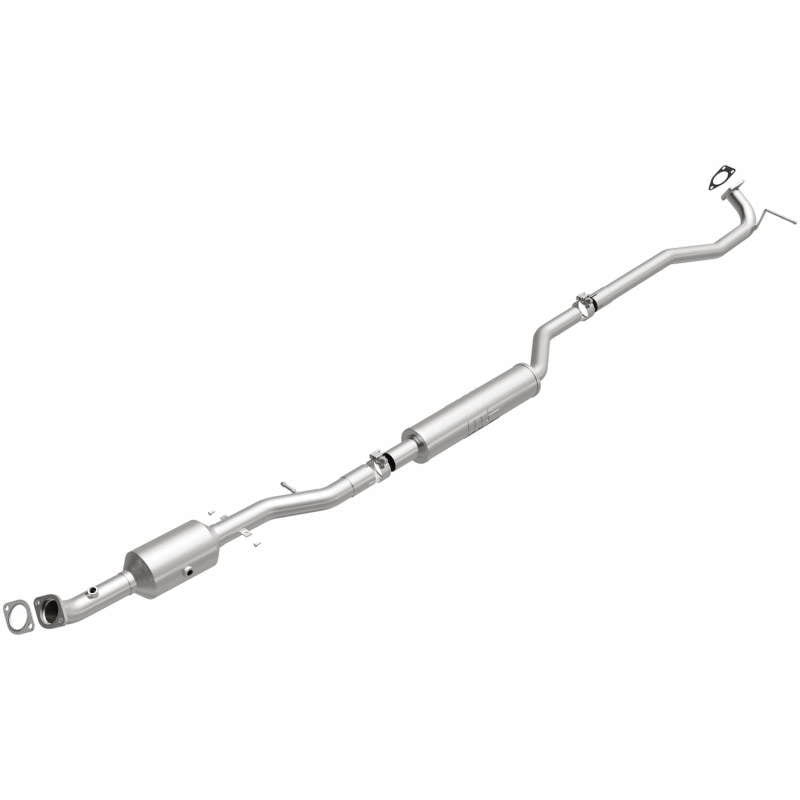 MagnaFlow Direct Fit Catalytic Converter 2011-2013 Outlander L4 2.4 OEM Underbody - 21-239