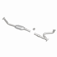 Load image into Gallery viewer, MagnaFlow Direct Fit Catalytic Converter 98-02 3.5L Isuzu Trooper DS - 23635