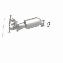 Load image into Gallery viewer, MagnaFlow 2011 Toyota Sienna 3.5L Direct Fit Converter - 5582556