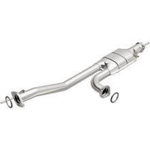 Load image into Gallery viewer, Magnaflow Conv DF 00-04 Toyota Tundra 4.7L Rear (49 State) - 24168