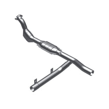Load image into Gallery viewer, MagnaFlow Direct Fit Catalytic Converter 97-98 Ford Expedition 4.6 - 93130
