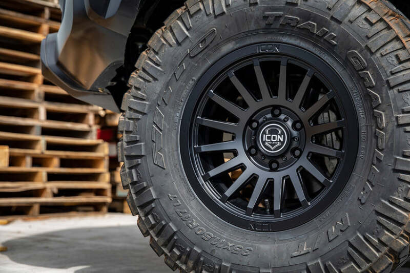 ICON Alloys Recon SLX Gloss Black - 17x8.5 / 5x150 / 25mm / 5.75in BS - 3617855557GB
