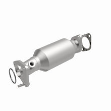 Load image into Gallery viewer, MagnaFlow 05-06 Nissan Pathfinder 4.0L Direct Fit Converter - 5481668