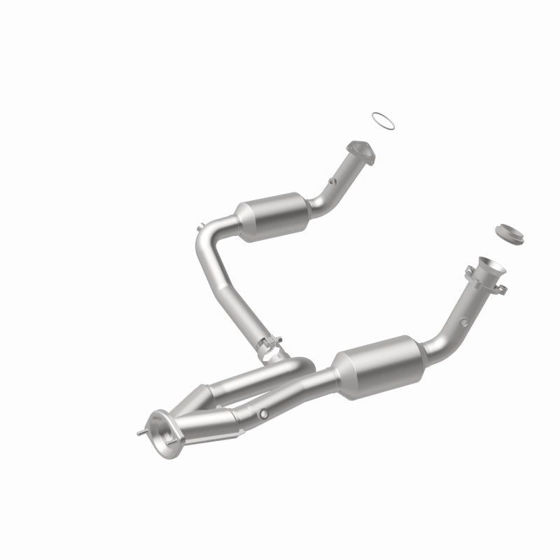 MagnaFlow DF Catalytic Conv OEM 2005 GMC Sierra/Chevrolet Silverado 1500/Cadillac Escalade Underbody - 4551419