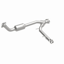 Load image into Gallery viewer, MagnaFlow 2005 Lincoln Navigator 5.4L Direct Fit Converter - 4451165