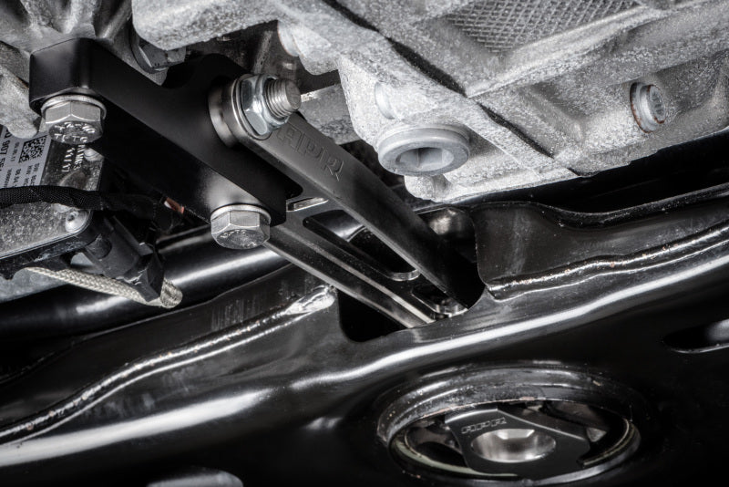 APR 15-18 Audi A3 Quattro (MQB 6 Speed & DQ250) Mount Kit - MS100140