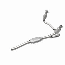 Load image into Gallery viewer, MagnaFlow Direct Fit Catalytic Converter 00-03 Dodge Dakota 2WD 4.7L - 458043