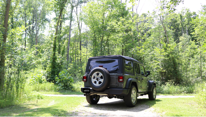 Corsa 2018-2025 Jeep Wrangler JL 2.5in Dual Rear Exit Black Tips Sport Axle-Back Exhaust - 21014BLK