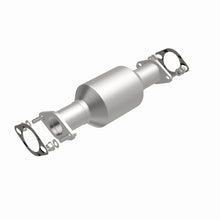 Load image into Gallery viewer, MagnaFlow Direct Fit Catalytic Converter 03-06 Kia Sorento 3.5L rear - 49924