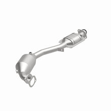 Load image into Gallery viewer, MagnaFlow 2005 Subaru Outback 2.5L Direct Fit Converter - 5481622