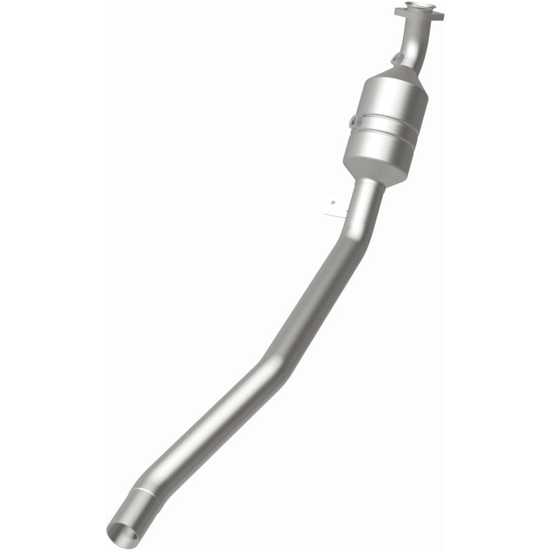 MagnaFlow Direct Fit Catalytic Converter 2006-2011 R350 3.5 L Underbody - 52177