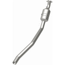 Load image into Gallery viewer, MagnaFlow Direct Fit Catalytic Converter 2006-2011 R350 3.5 L Underbody - 52177