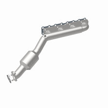 Load image into Gallery viewer, MagnaFlow 2004 Nissan Titan 5.6L Direct Fit Converter - 4583381