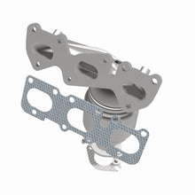 Load image into Gallery viewer, MagnaFlow Direct Fit Catalytic Converter 2016 Sorento V6 3.3 OEM Manifold - 22-090