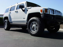 Load image into Gallery viewer, AMP Research 2005-2010 Hummer H3 PowerStep - Black - 75116-01A