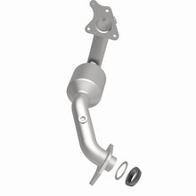 Load image into Gallery viewer, MagnaFlow Direct Fit Catalytic Converter 2015 Juke L4 1.6L OEM - 52439