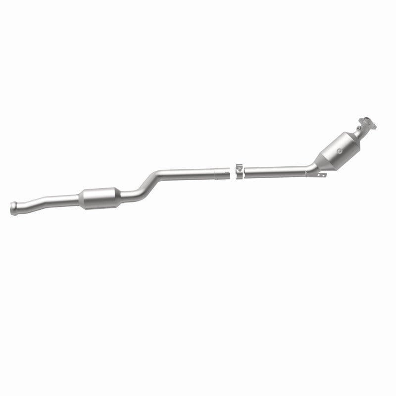 MagnaFlow 2011 C300 V6 3 OEM Underbody Direct Fit Converter - 21-492
