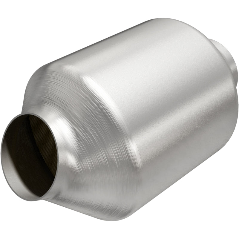 MagnaFlow Conv Uni CA 2.50in./2.50in. Straight/Angle Direct Fit Converter - 5421276