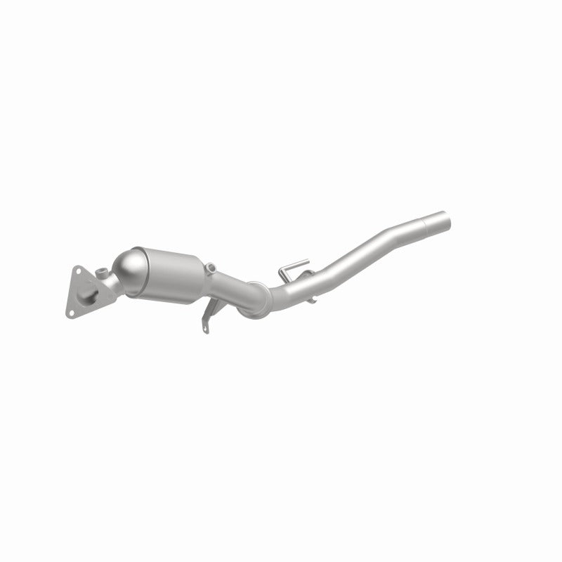 MagnaFlow Direct Fit Catalytic Converter 11-15 Volkswagen Touareg V6 3.6 OEM Underbody - 52411
