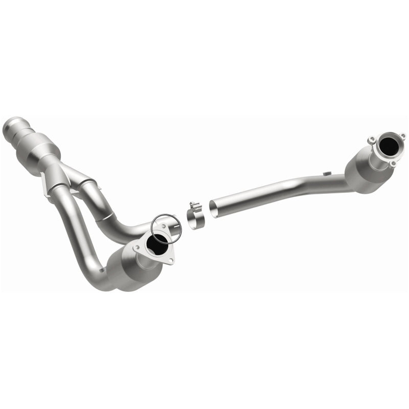 MagnaFlow 15-16 Cadillac Escalade 6.2L Direct Fit Converter - 5582617
