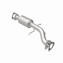 Load image into Gallery viewer, MagnaFlow Direct Fit Catalytic Converter California Grade 96-98 Chevrolet Blazer 4.3L - 4451455