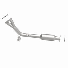 Load image into Gallery viewer, MagnaFlow Direct Fit Catalytic Converter California Grade 96-98 Toyota 4Runner 2.7L - 4481912